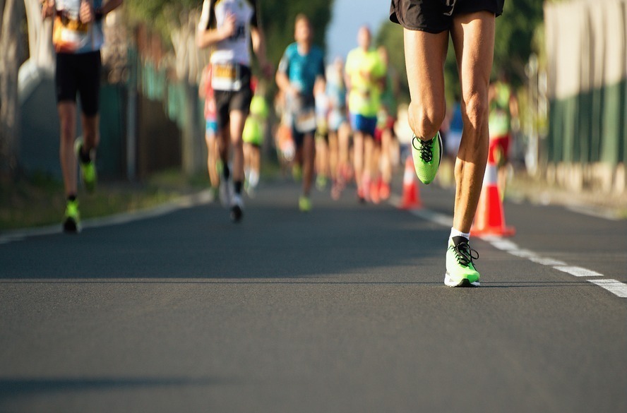 Corrida se populariza e vira tendência no Brasil; entenda por quê