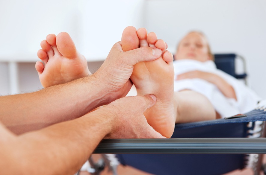 Reflexologia podal pode ajudar na ansiedade. Entenda!