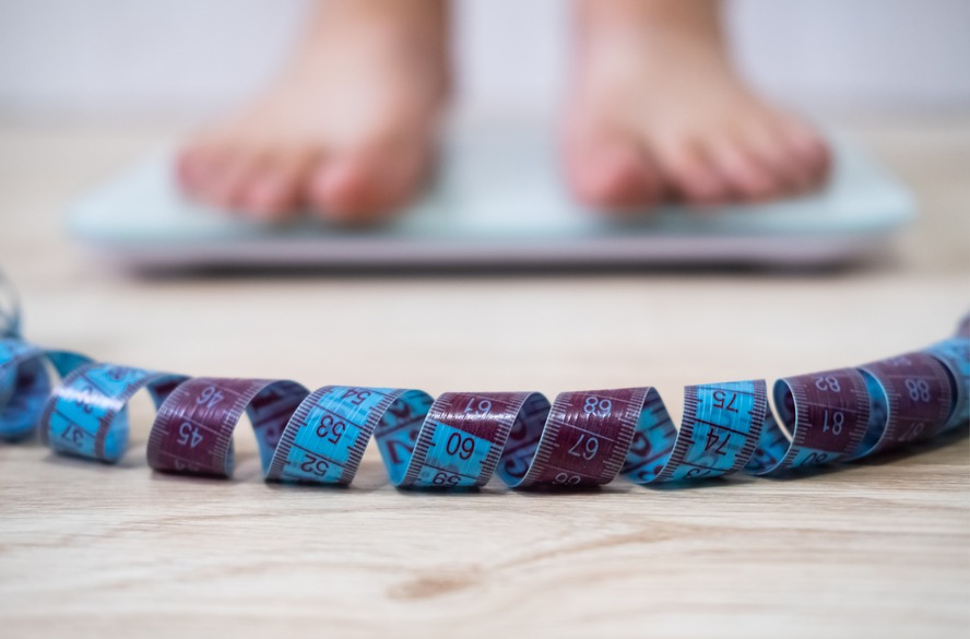 700 milhões de obesos no mundo: como fica a saúde dos pés?