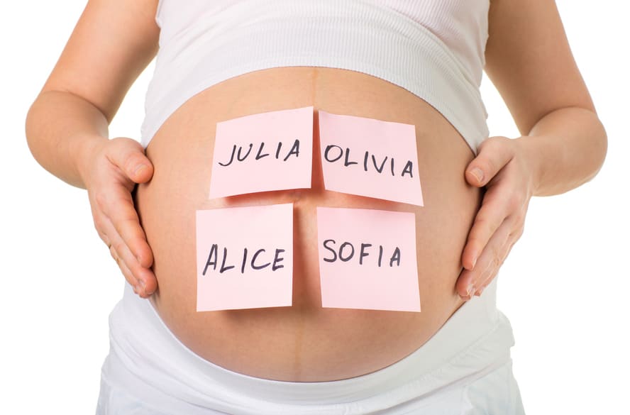 Nome do bebê X opinião da família: como evitar conflitos